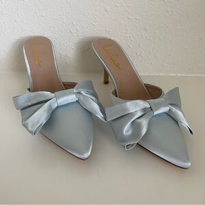 Lulu’s Light Blue Satin Pointed-Toe Heels, size 9